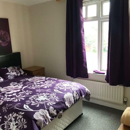 Newry City Centre Apartment Esterno foto