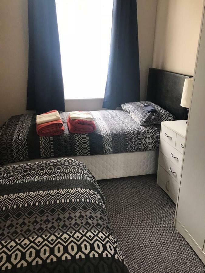 Newry City Centre Apartment Esterno foto