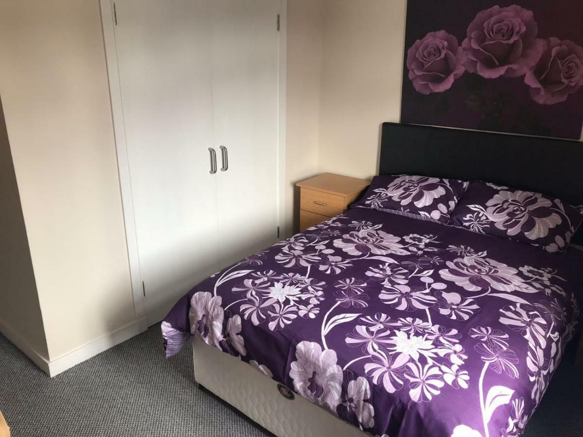 Newry City Centre Apartment Esterno foto