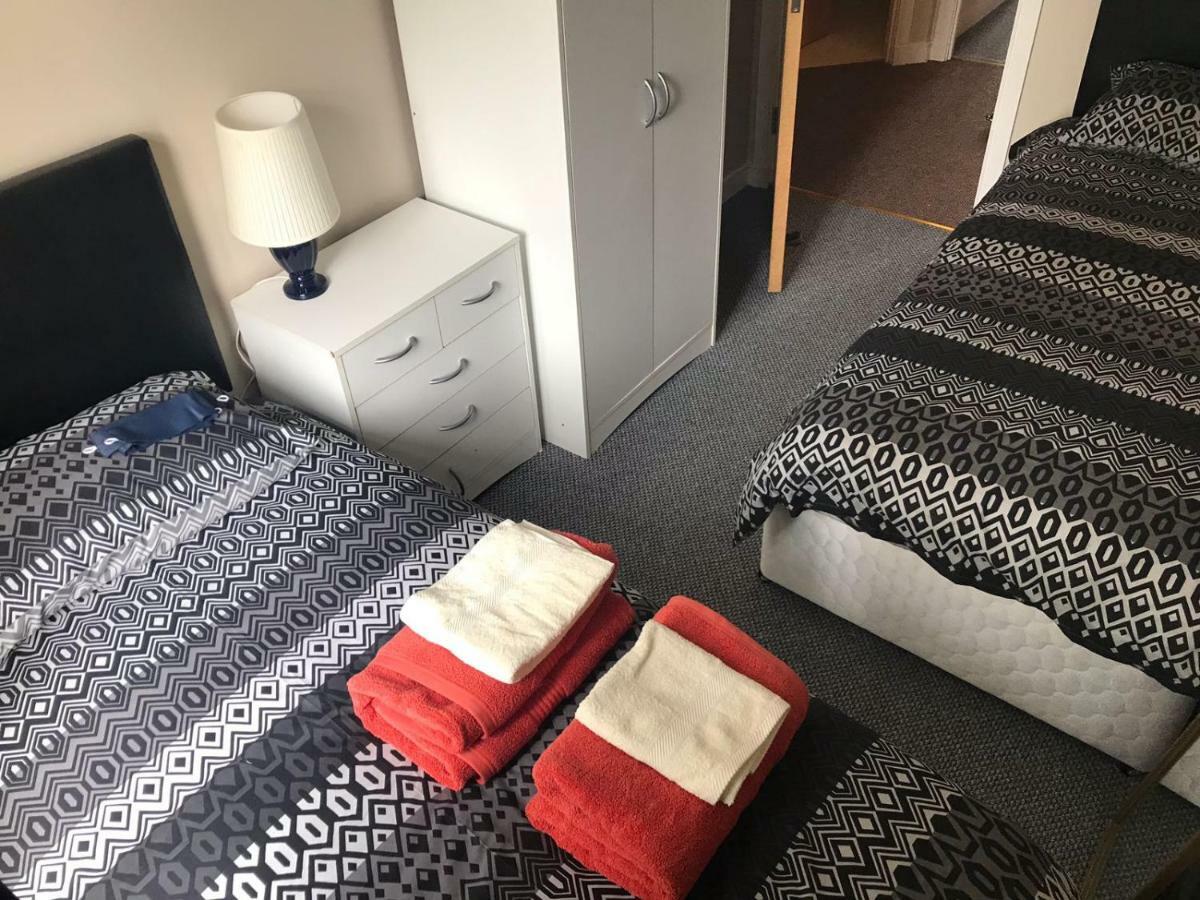 Newry City Centre Apartment Esterno foto