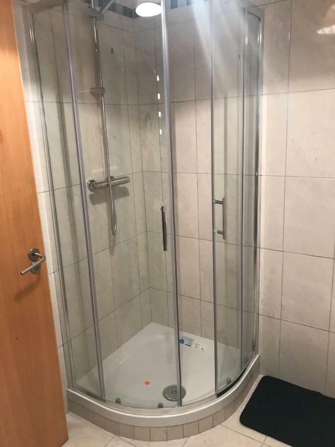 Newry City Centre Apartment Esterno foto